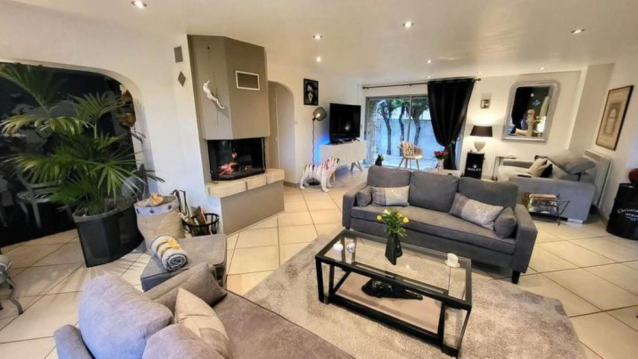 Villa Raffaella Les Albres Dış mekan fotoğraf
